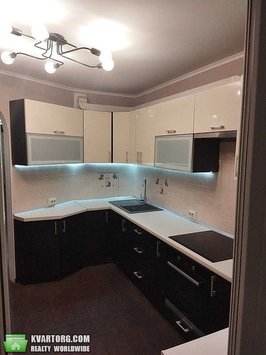 Sell 2-room apartment. Киев, пр. Лобановского — photo 1