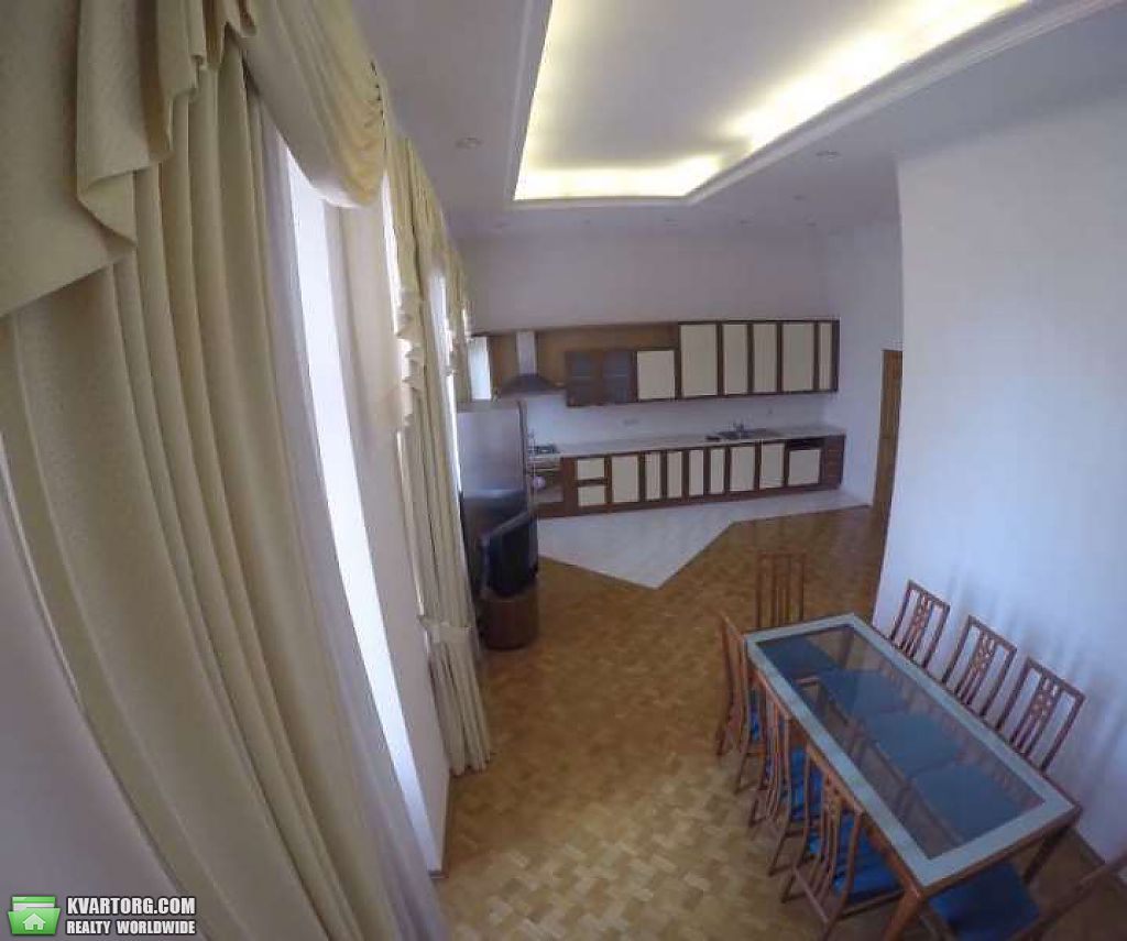 Sell 3-room apartment. Киев, Владимирская — photo 1