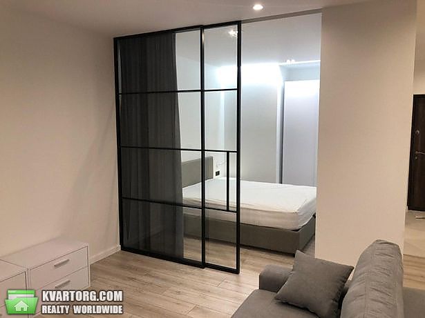 Rent out 1-room apartment. Киев, Практична — photo 2