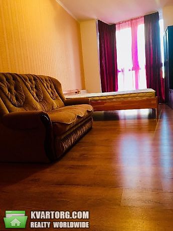 Rent out 1-room apartment. Киев,  Драгоманова — photo 2