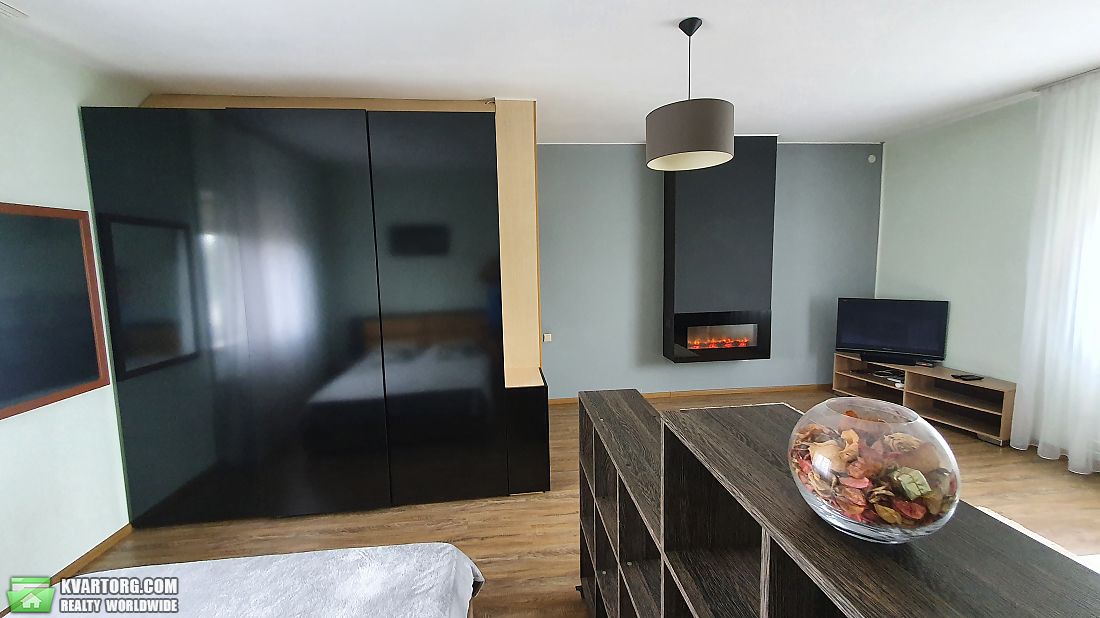 Rent out 1-room apartment. Киев,  Садовая Осокорки — photo 2
