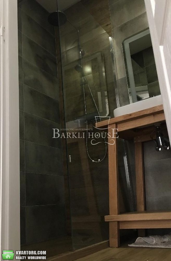 Rent out 2-room apartment. Киев,  Шота Руставели — photo 7