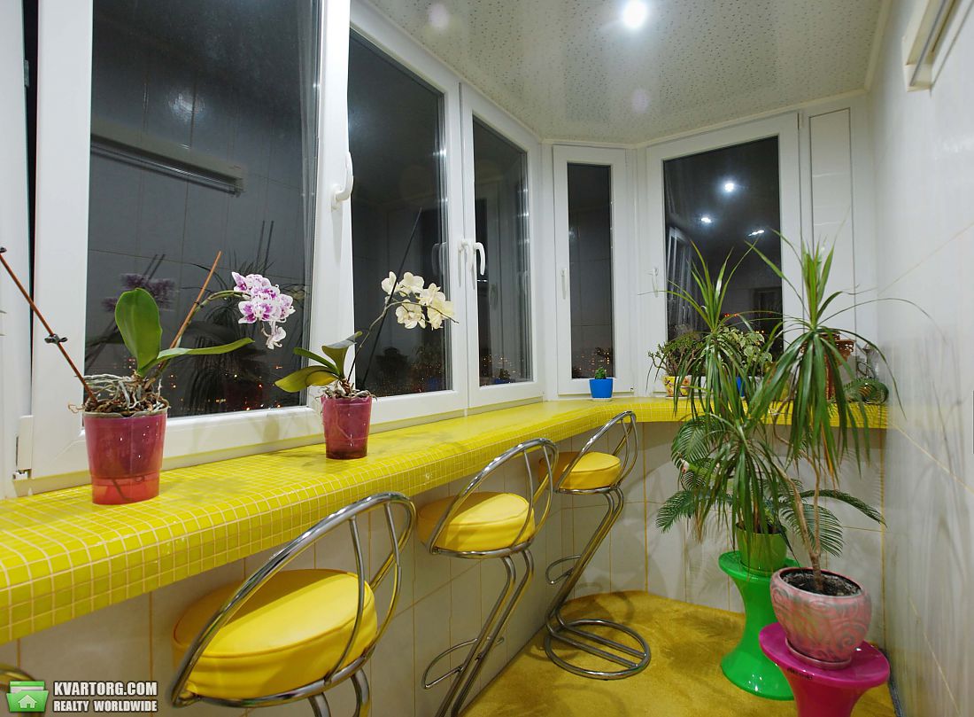 Sell 3-room apartment. Киев,  Урловская — photo 9
