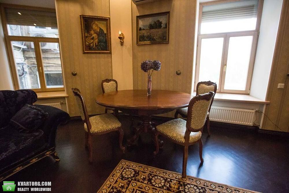 Rent out 4-room apartment. Киев,  Андреевский спуск — photo 9