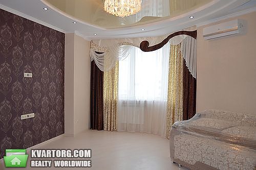 Rent out 2-room apartment. Киев, Гришка — photo 5