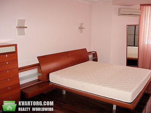 Rent out 4-room apartment. Киев, Героев Сталинграда пр — photo 5