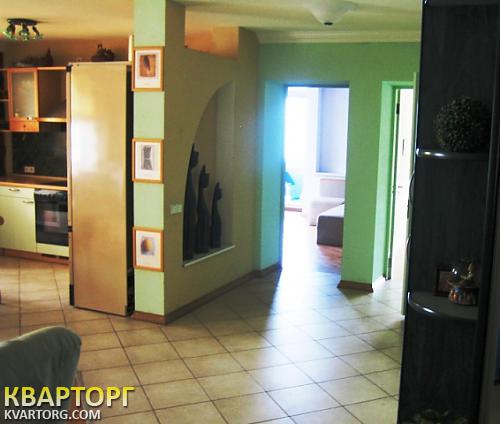 Rent out 3-room apartment. Киев,  Котельникова — photo 4