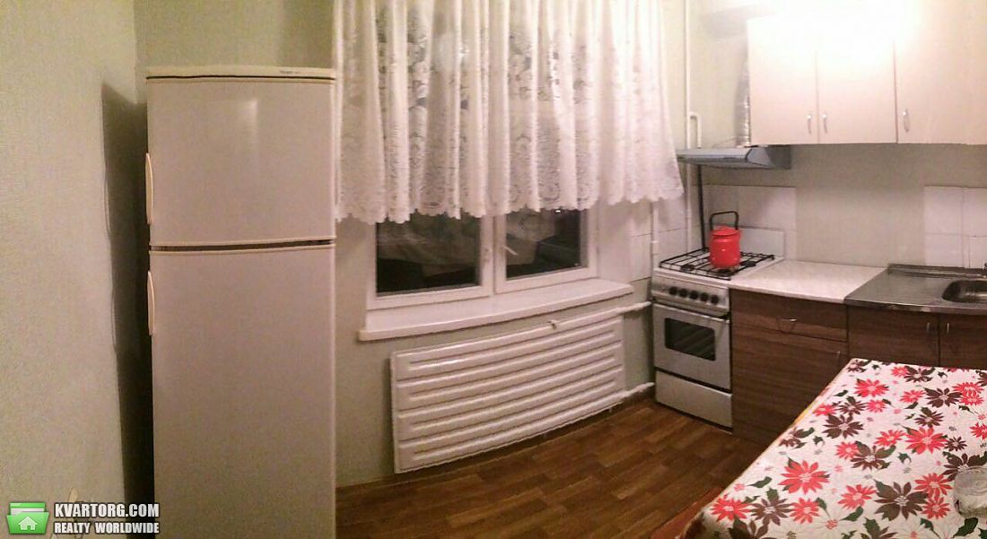 Rent out 2-room apartment. Киев,  Полярная — photo 4