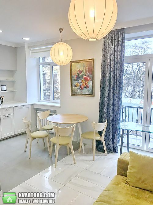Rent out 2-room apartment. Киев,  Лютеранская — photo 5