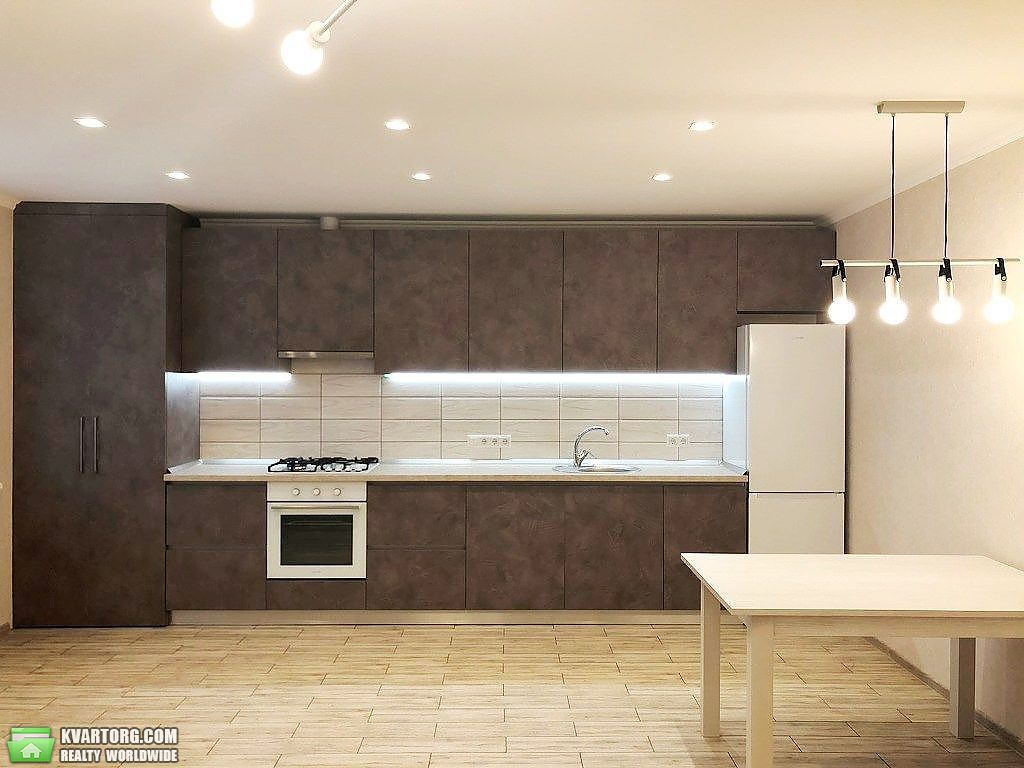 Rent out 2-room apartment. Одесса, Фонтанская дорога — photo 1