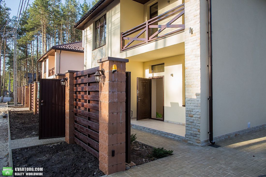 Sell house. Киевская обл., Революции — photo 1