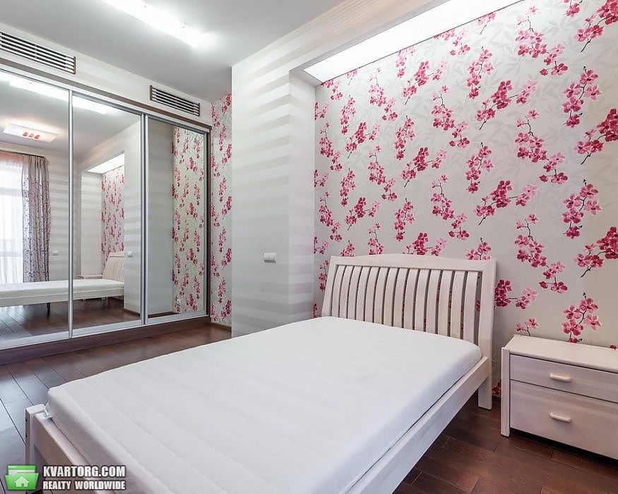 Rent out 4-room apartment. Киев, Лескова — photo 7