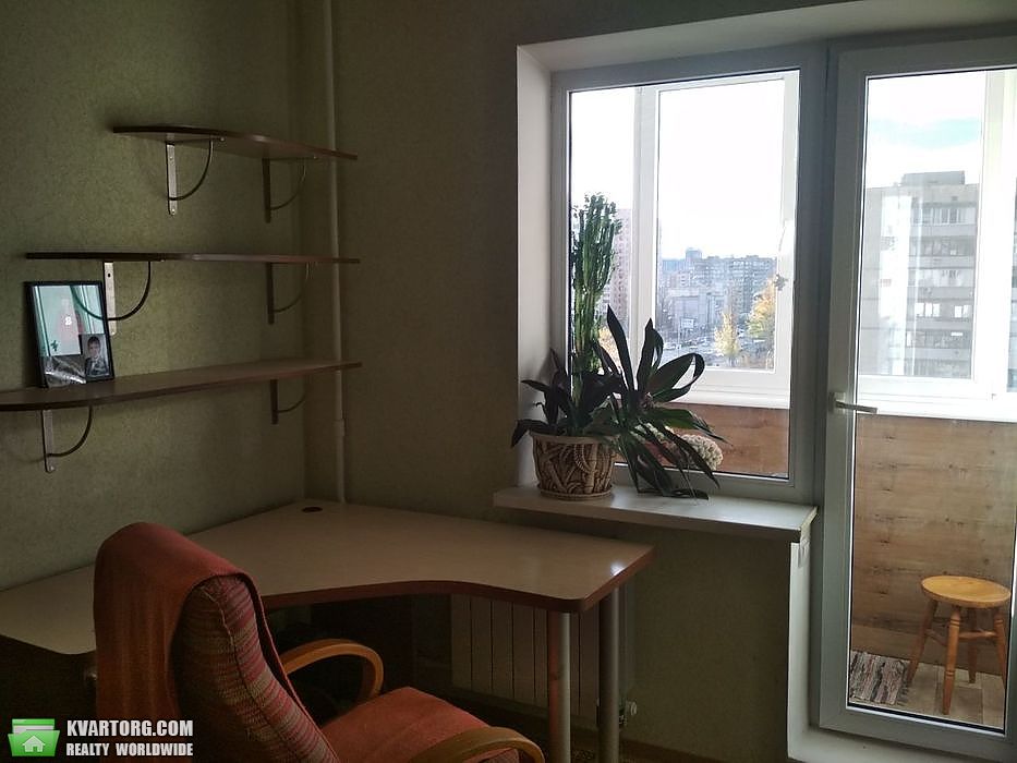 Sell 3-room apartment. Киев,  Героев Днепра — photo 3