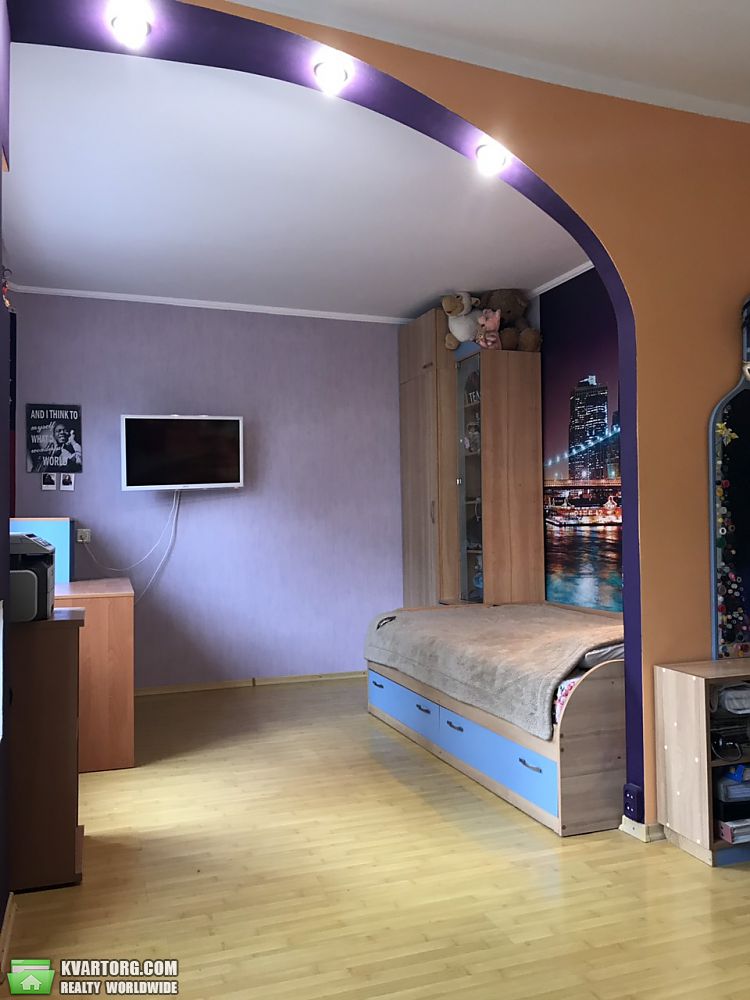 Sell 4-room apartment. Днепропетровск, Комсомольская — photo 2