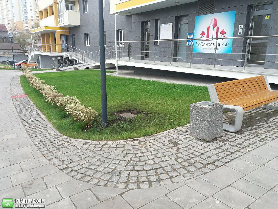 Sell 2-room apartment. Киев,  Новомостицкая — photo 2