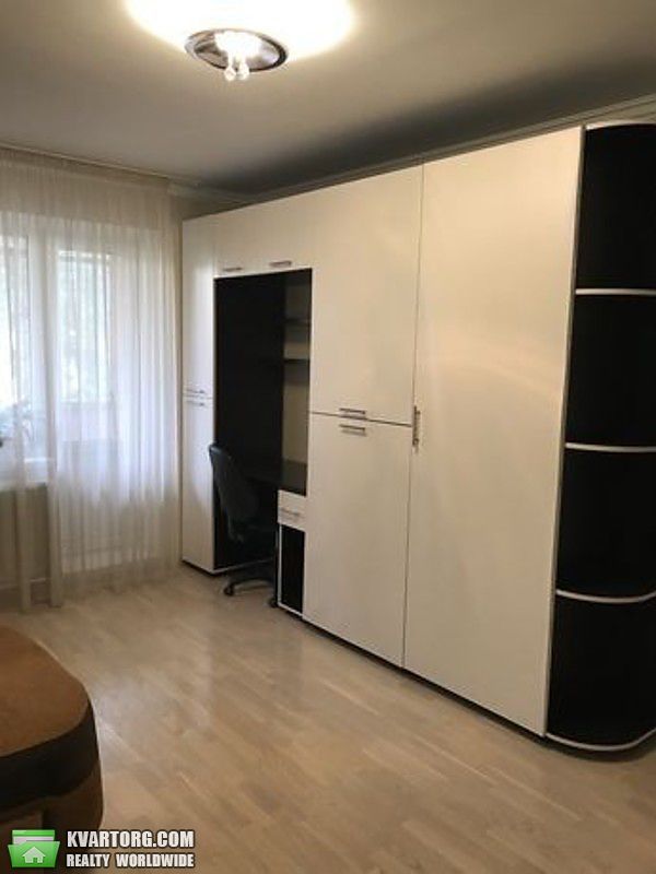 Sell 2-room apartment. Киев,  Смолича — photo 1