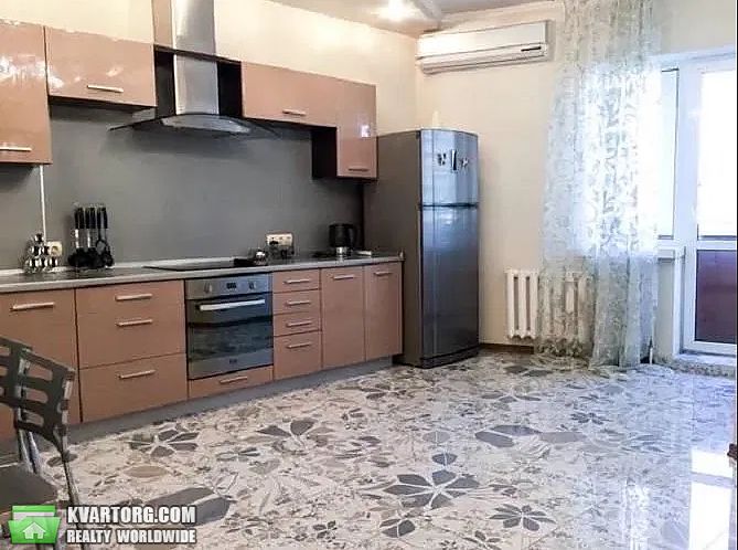 Rent out 2-room apartment. Киев,  Срибнокильская — photo 4