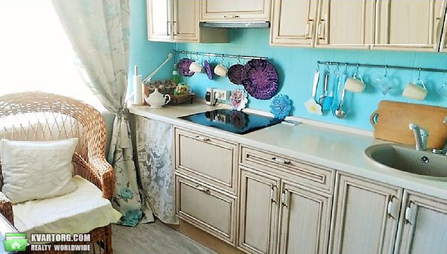 Sell 3-room apartment. Киев,  Озерная — photo 1