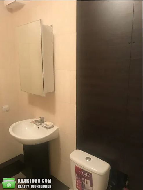 Rent out 1-room apartment. Киев,  Ломоносова — photo 2