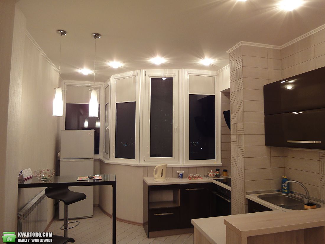 Rent out 1-room apartment. Одесса, Небесной сотни — photo 1