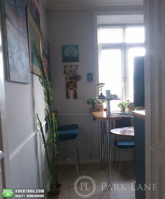 Sell 2-room apartment. Киев,  Бассейная — photo 3