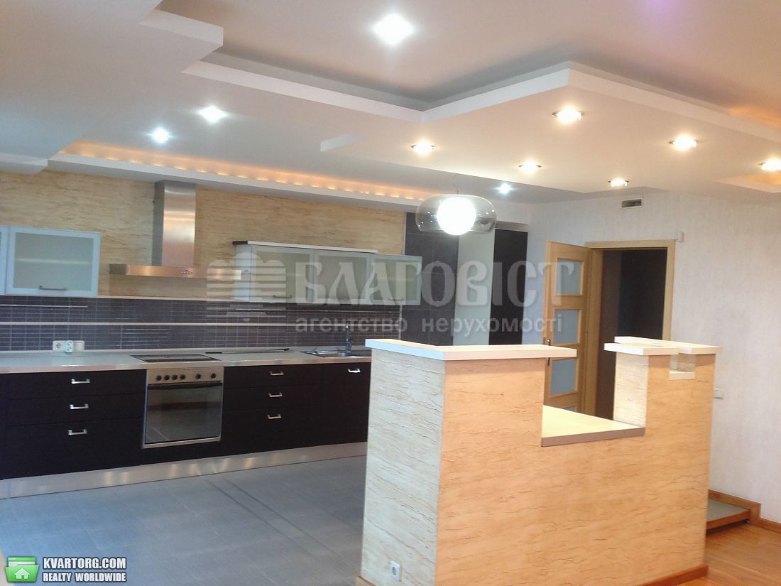 Rent out 4-room apartment. Киев,  Мирного Панаса — photo 2