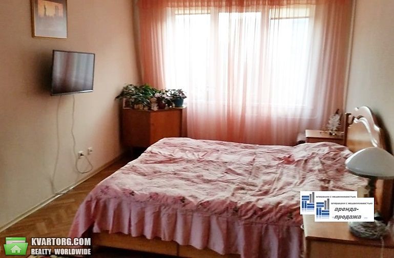 Rent out 2-room apartment. Киев,  Малиновского — photo 1
