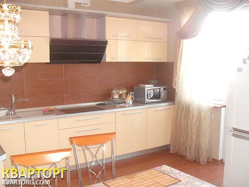 Rent out 3-room apartment. Киев,  Победы пл — photo 10