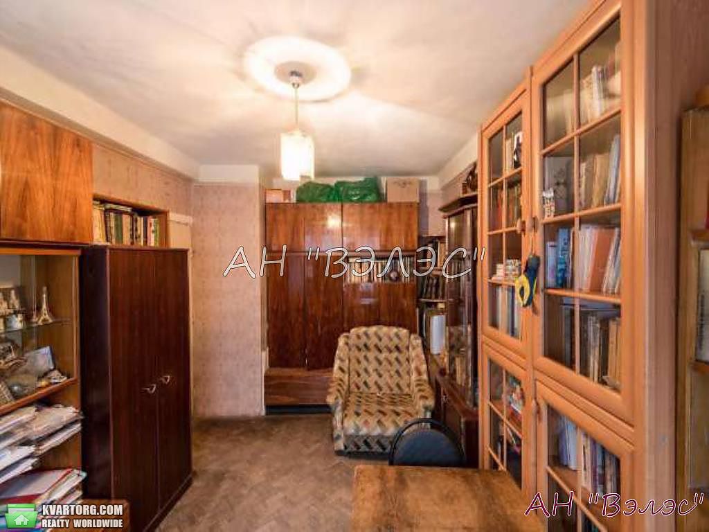 Sell 3-room apartment. Киев, Салютная — photo 4