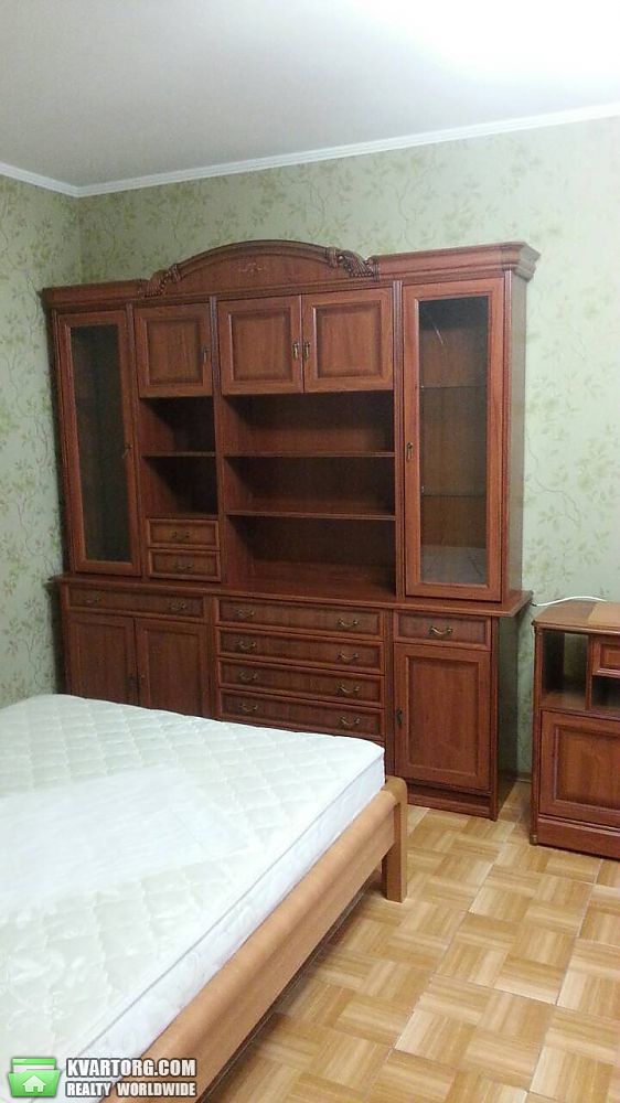 Rent out 1-room apartment. Киев,  Княжий Затон — photo 8