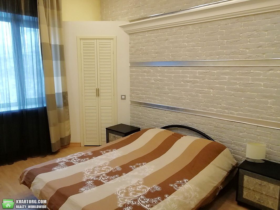 Rent out 2-room apartment. Киев,  Институтская — photo 2