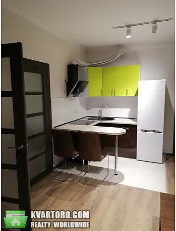 Rent out 2-room apartment. Киев, Академика Заболотного — photo 2
