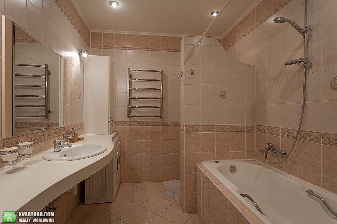 Rent out 3-room apartment. Киев,  Мечникова — photo 5