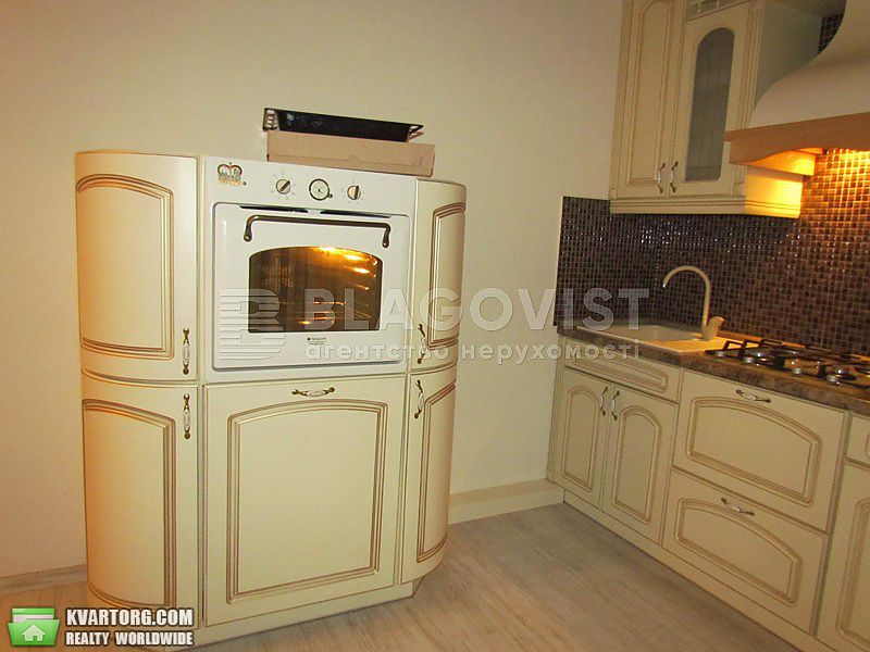 Rent out 2-room apartment. Киев,  Эспланадная — photo 9