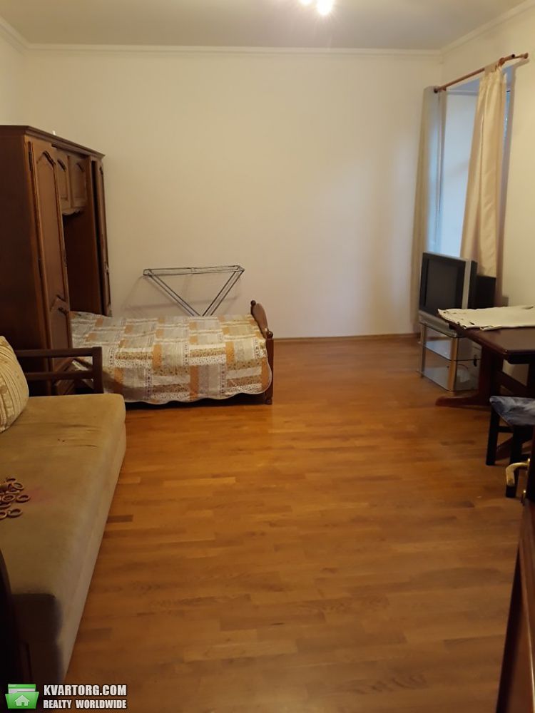 Sell 3-room apartment. Одесса, Уютная — photo 1