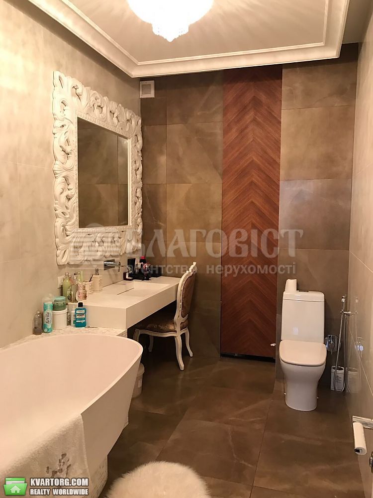 Rent out 3-room apartment. Киев,  Барбюса — photo 10