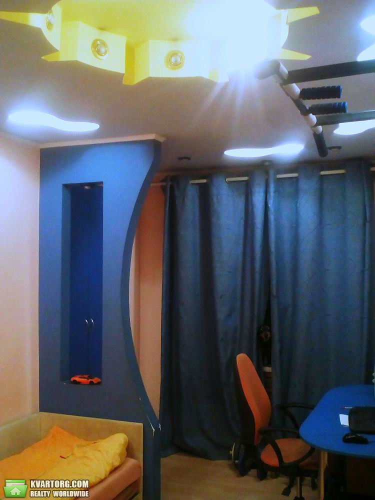 Sell 4-room apartment. Днепропетровск, Богомаза — photo 3
