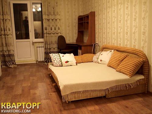 Rent out 2-room apartment. Киев,  Чавдар — photo 7
