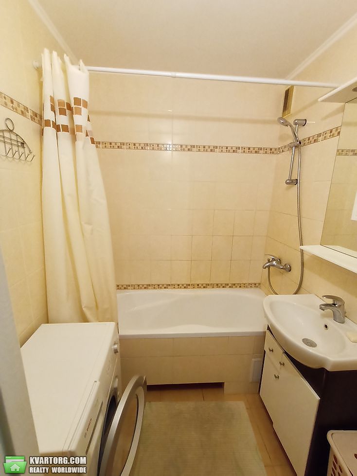 Rent out 1-room apartment. Киев,  Пушиной — photo 9