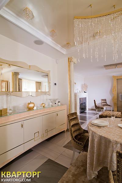 Sell 5-room apartment. Киев, бульвар тараса шевченка — photo 1