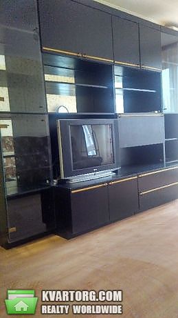 Rent out 1-room apartment. Киев, покотила — photo 9