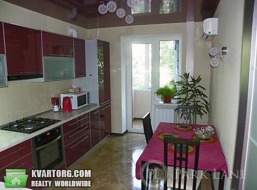 Sell 3-room apartment. Киев, Западная — photo 3