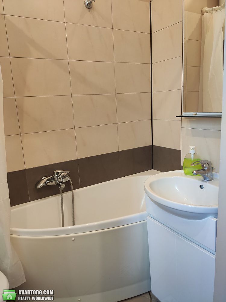 Rent out 2-room apartment. Киев,  Шевченко бул — photo 8