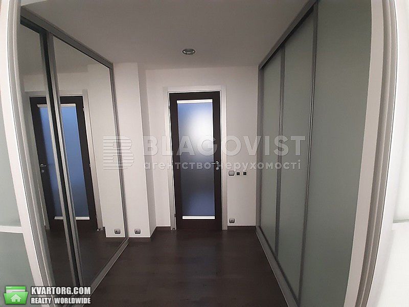 Sell 2-room apartment. Киев,  Большая Китаевская — photo 8