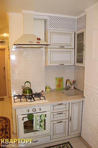 Sell 3-room apartment. Киев, 40-летия Октября просп — photo 1