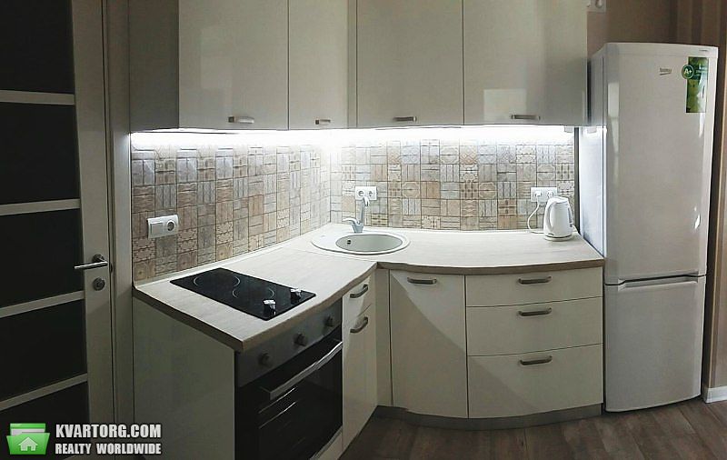 Sell 2-room apartment. Киев,  Ломоносова — photo 1