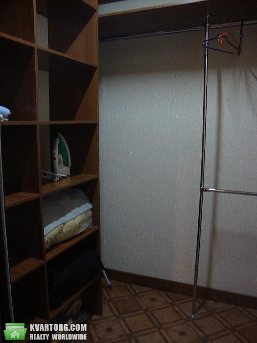 Sell 2-room apartment. Киев,  Урловская — photo 2