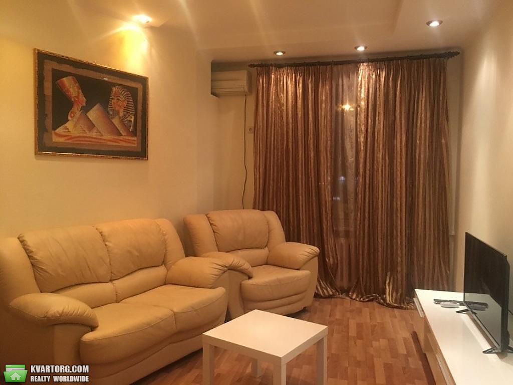 Rent out 2-room apartment. Киев,  Дружбы Народов бул — photo 1