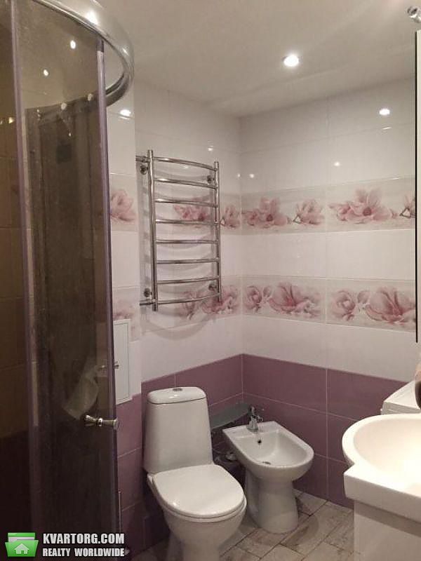 Rent out 2-room apartment. Киев,  Барбюса — photo 7