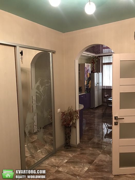 Sell 2-room apartment. Киев,  Воскресенская — photo 3